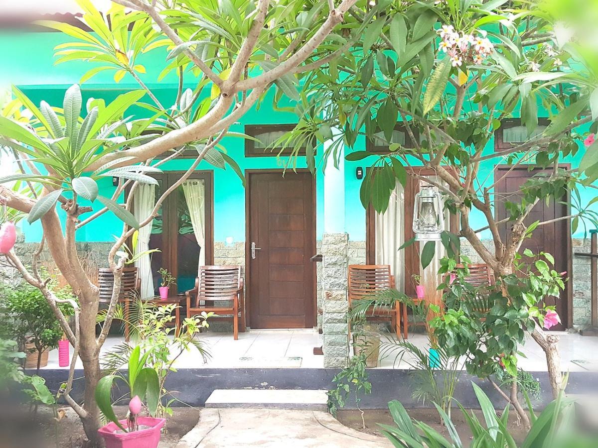 Gili Pelangi Hotel กีลีตราวางัน ภายนอก รูปภาพ